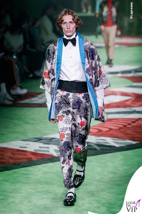 gucci sfilata uomo 2017|gucci dresses fall 2017.